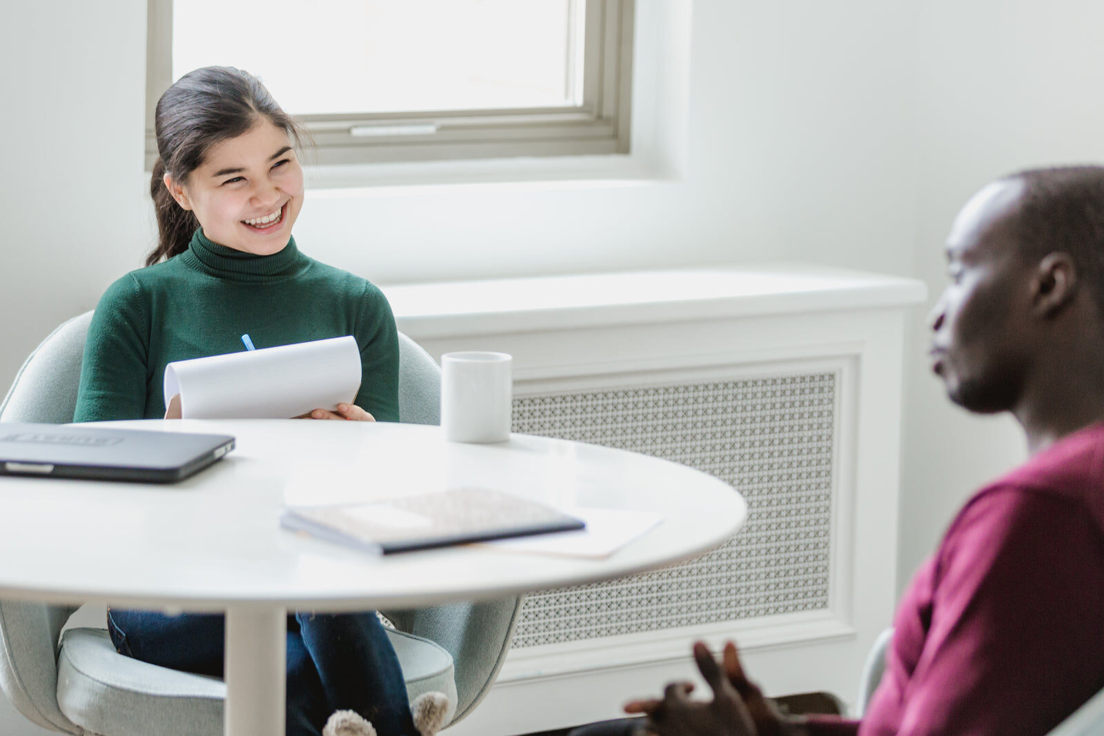 Titre de CV : quoi écrire sous ton nom, avec des exemples par profil